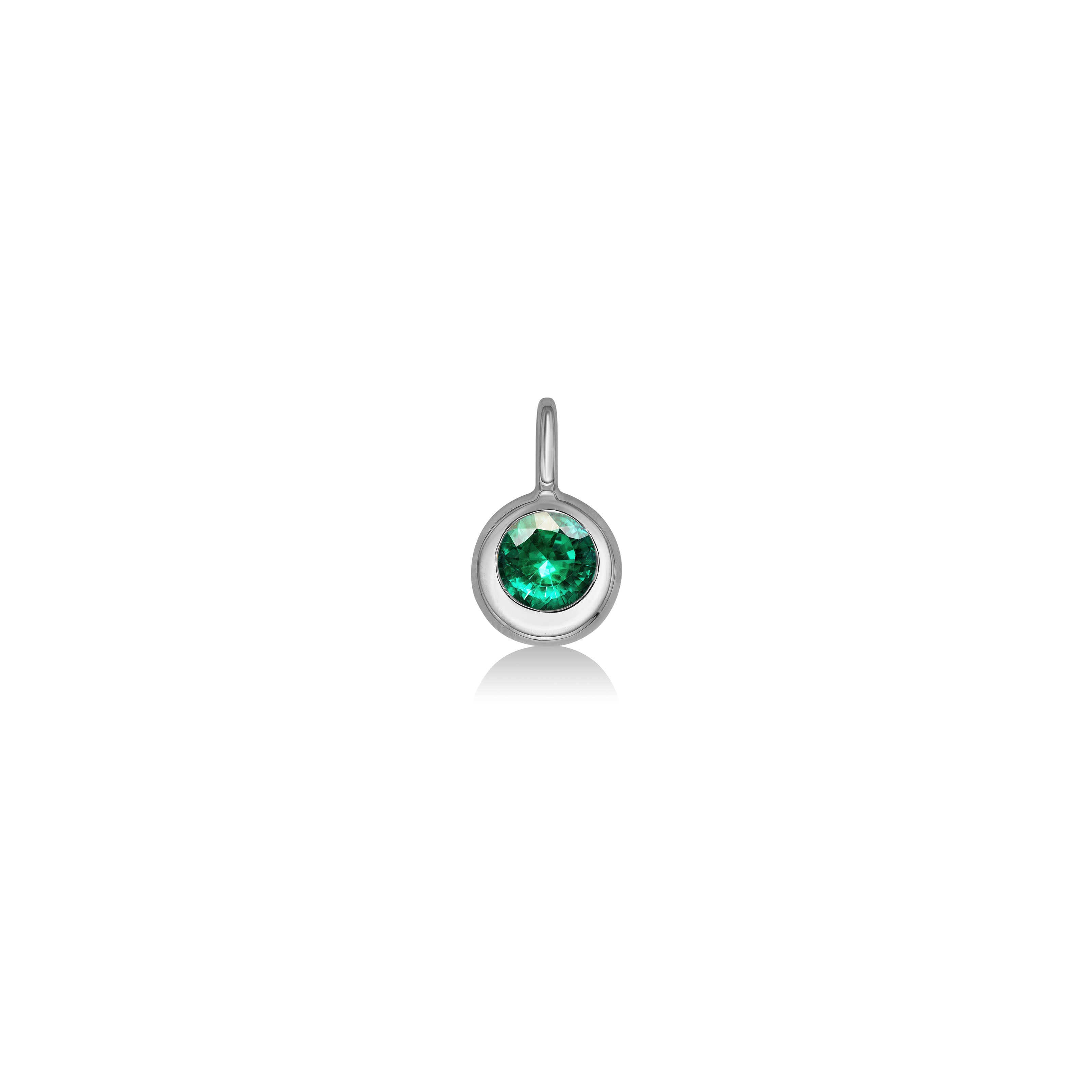 Molten Solitaire Charm - Round Emerald