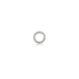 AMANDA PEARL Plain round charm lock in white gold on a white background.