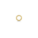 AMANDA PEARL Plain round charm lock in yellow gold on a white background.