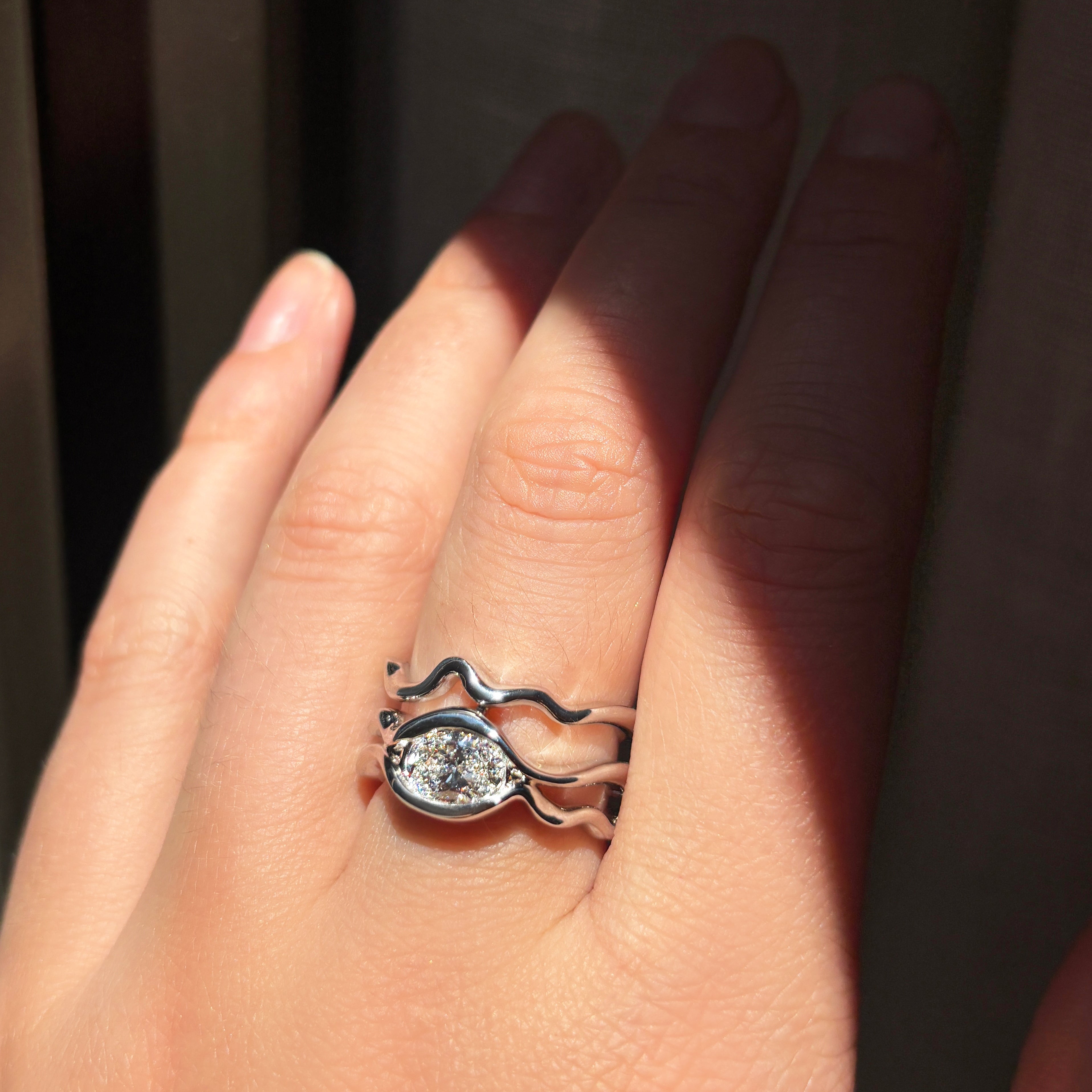 Multi Ripple Ring with Diamond – AMANDA PEARL