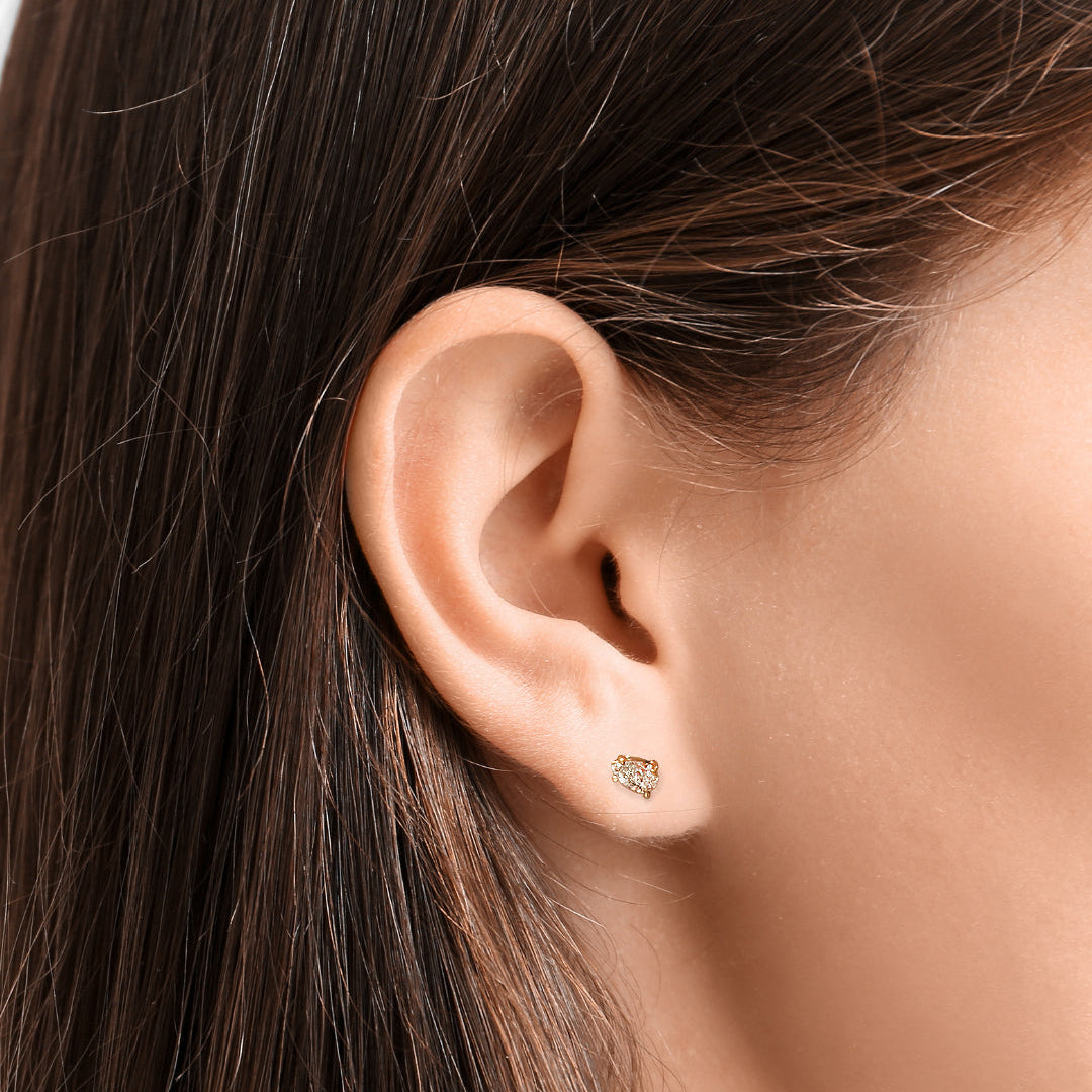 AMANDA PEARL Elements Diamond Stud Earrings